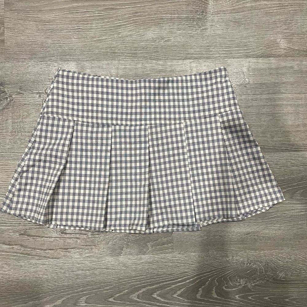 plaid skirt